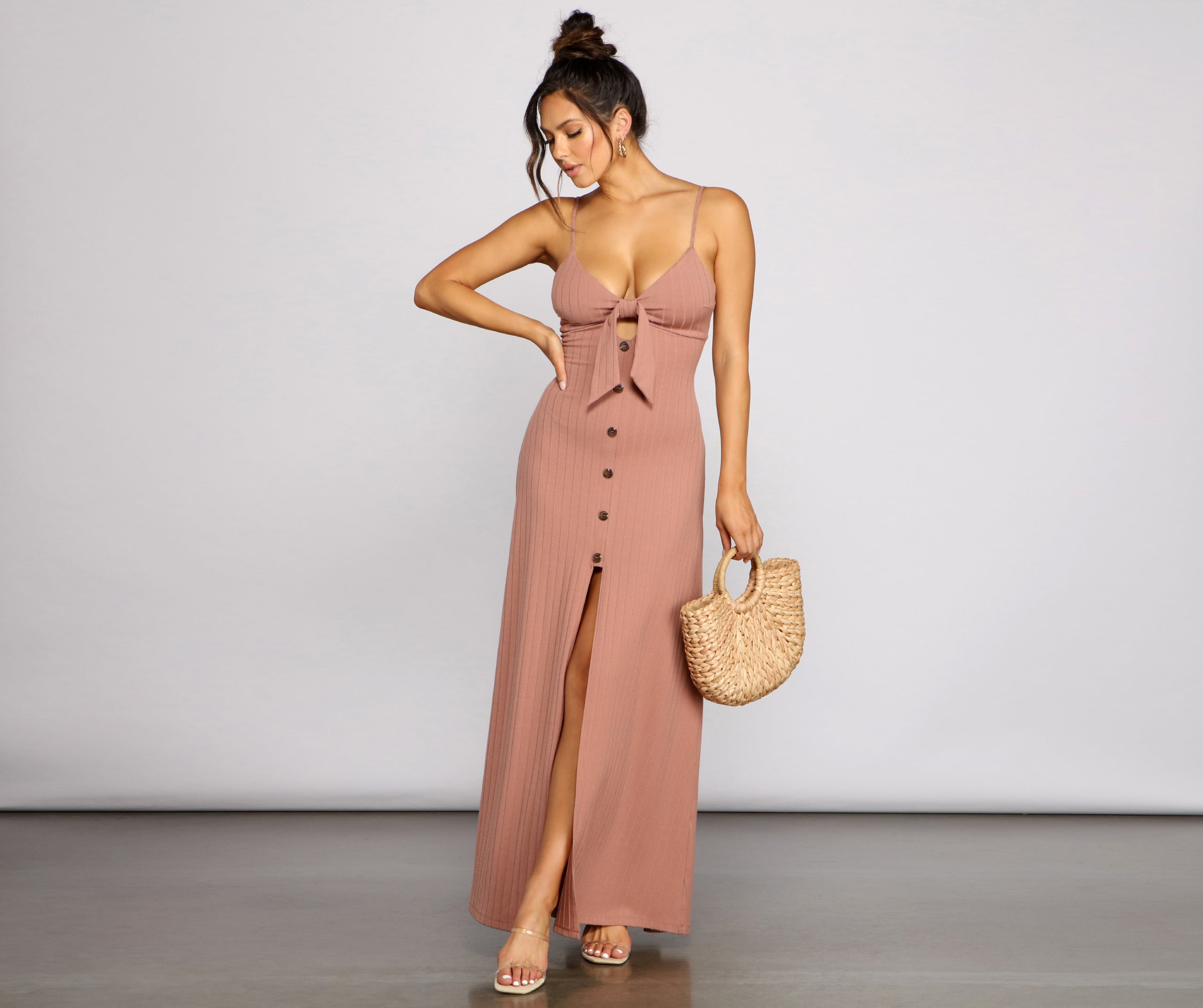 Effortless Style Tie-Front Maxi Dress